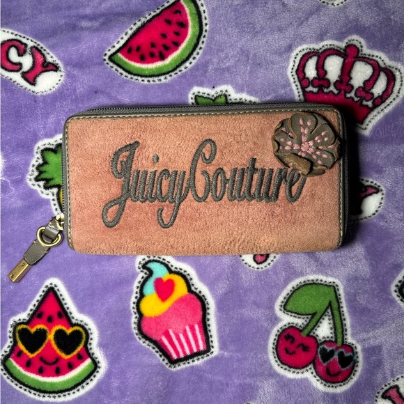 Juicy Couture Handbags - Vintage Juicy Couture Velour Wallet